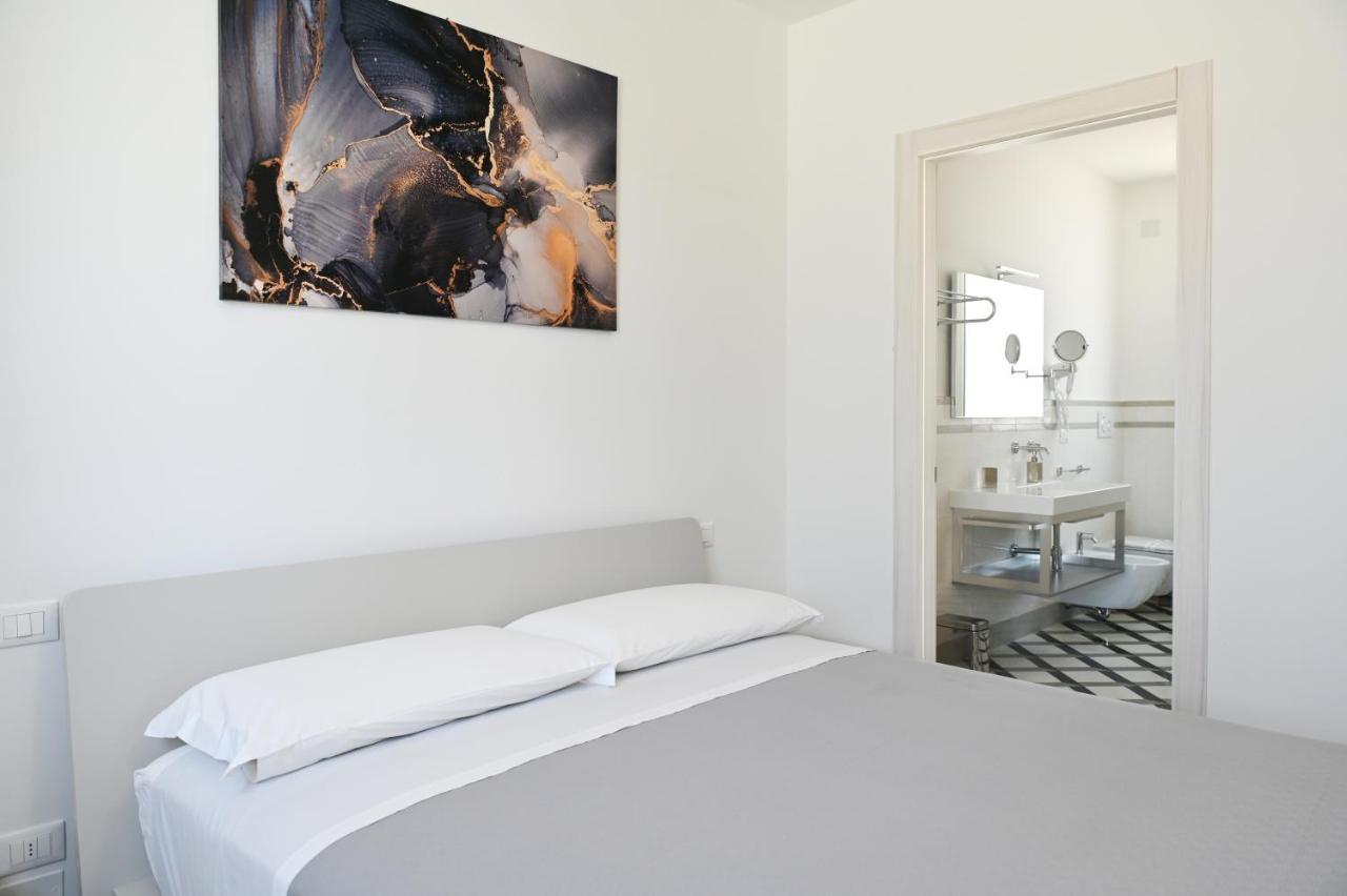 Perle Marine Suite Apartments Castro  ภายนอก รูปภาพ