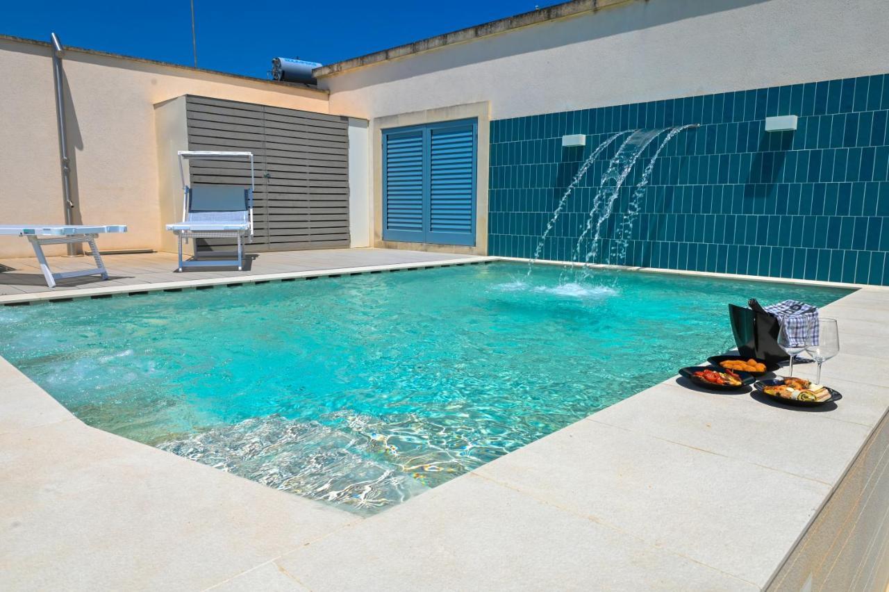 Perle Marine Suite Apartments Castro  ภายนอก รูปภาพ