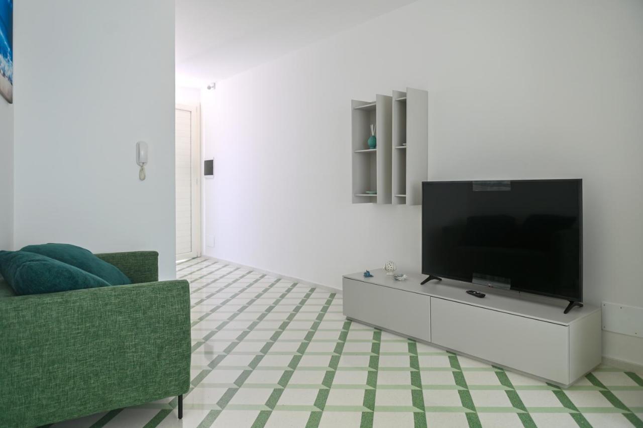 Perle Marine Suite Apartments Castro  ภายนอก รูปภาพ
