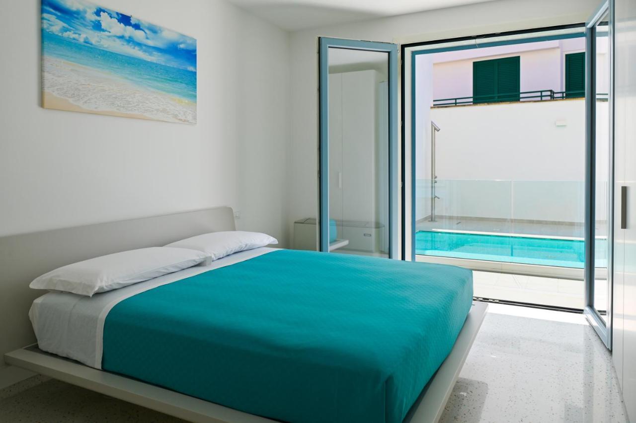 Perle Marine Suite Apartments Castro  ภายนอก รูปภาพ